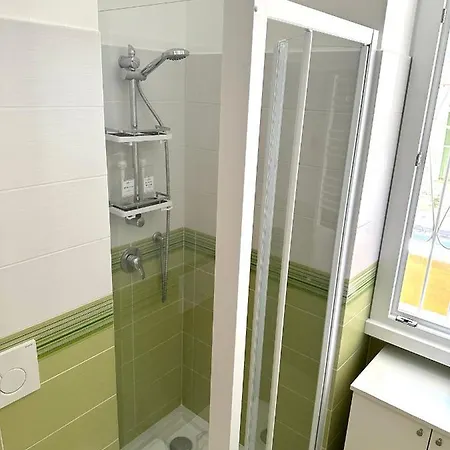 Royal Domus Of * Rom